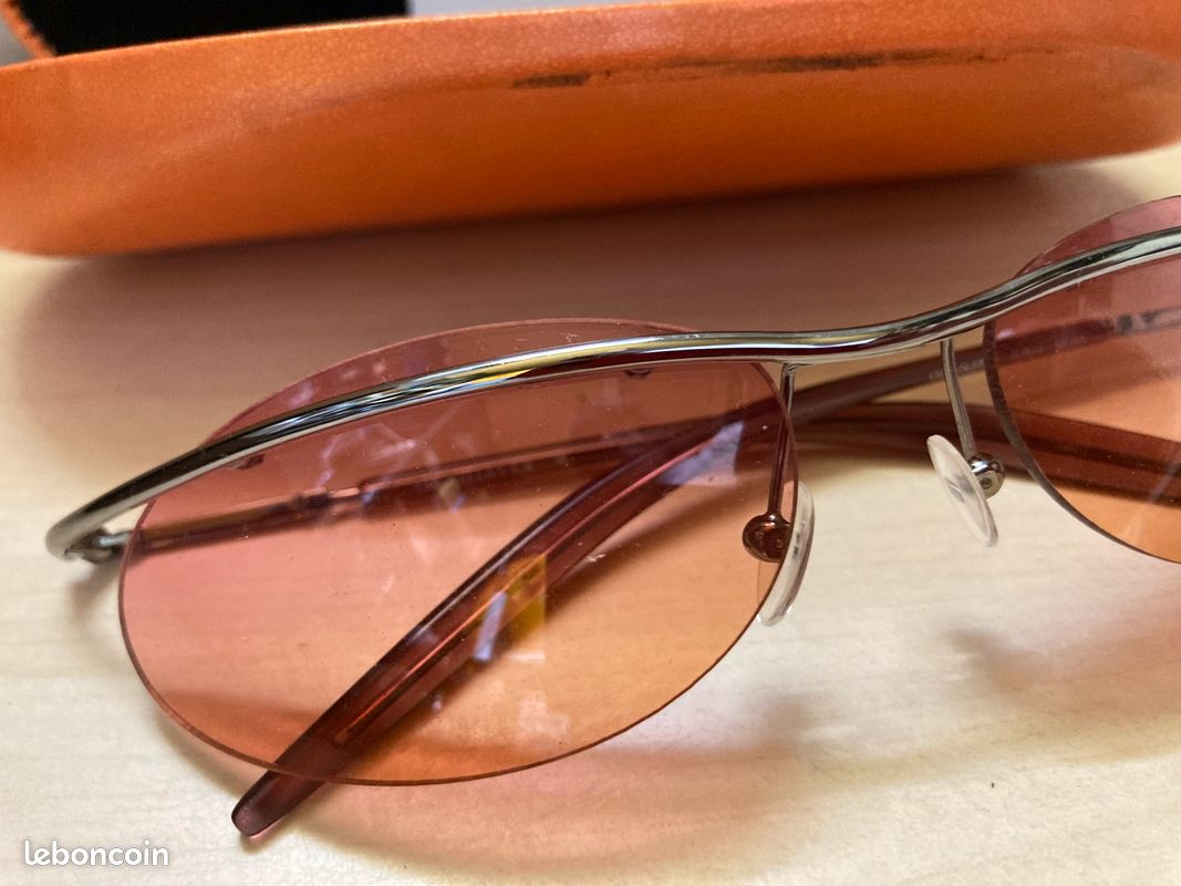 Paire de lunettes de soleil orange et rose de la marque OLIVER - neuve (image 2)
