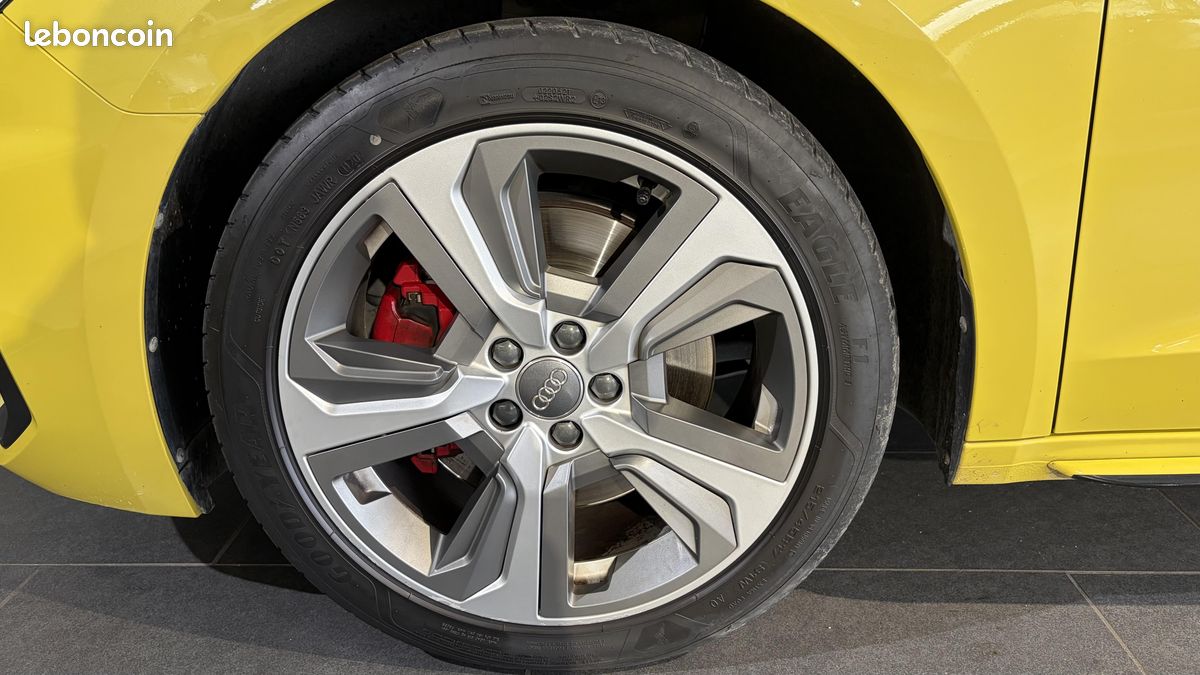AUDI A1 Sportback 40 TFSI 200 ch S tronic 6 S Line (image 10)