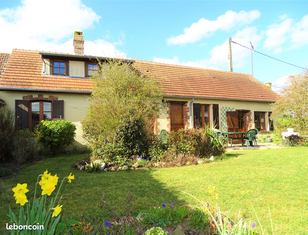 Maison 5 pièces 91 m² · à Saint-Sauveur-Marville · 91,1 m² · 160 000 €