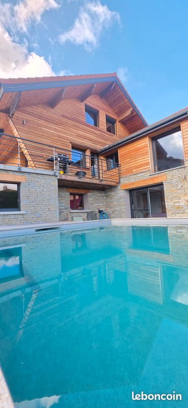 Maison 5 pièces 200 m² · à Saint-Genest-Malifaux · 200,4 m² · 465 000 €
