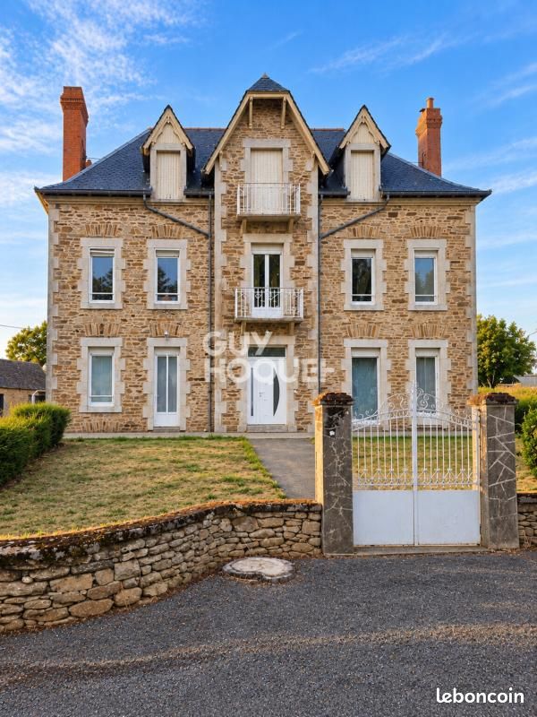 Maison 7 pièces 234 m² · à Comps-la-Grand-Ville · 234 m² · 295 000 €