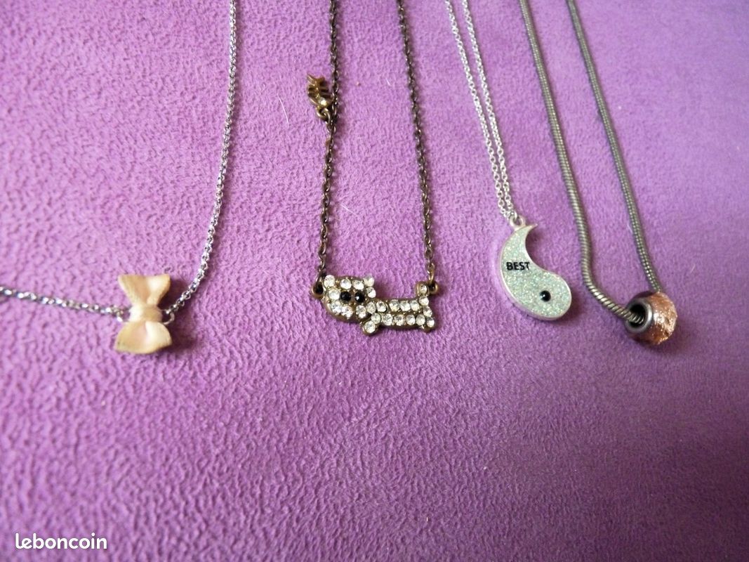 Ensemble Collier Et Boucles D'oreilles Claire's Peace - Perles Arc-en-ciel - Style 2000 Neuf