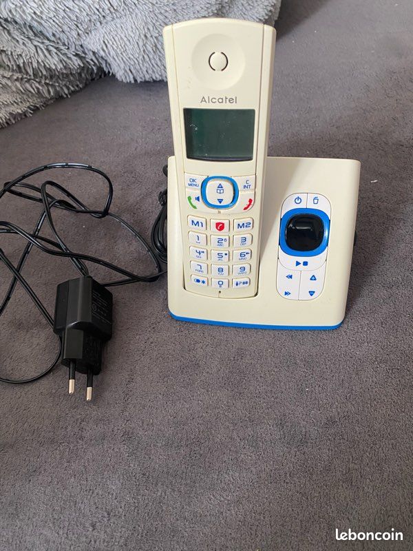 Téléphone fixe (image 1)