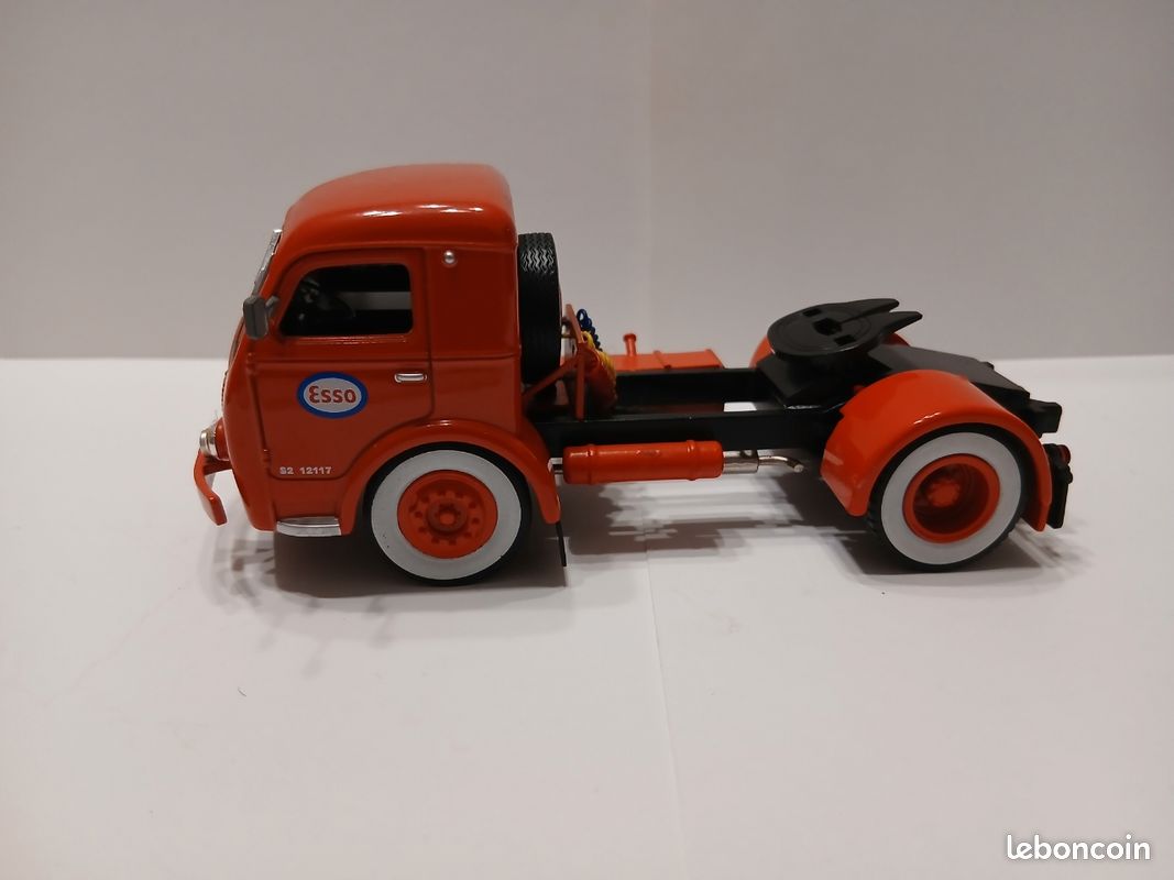 Wagon-citerne SMCF Esso Noir - 2 Essieux - Échelle Ho - Années 1950 - Fabriqué En France
