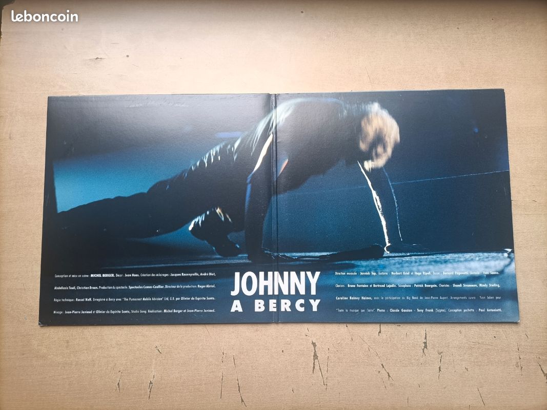 Johnny Hallyday 33 tours johnny a Bercy (image 3)