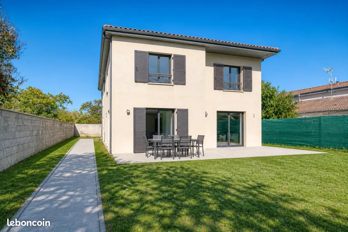 Maison 7 pièces 197 m² · à Portet-sur-Garonne · 197 m² · 480 000 €