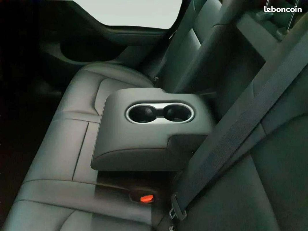 TESLA MODEL Y Long Range AWD * 514 ch * SOH 91,9 % * Pano * Autopilot * Caméra 360 (image 13)