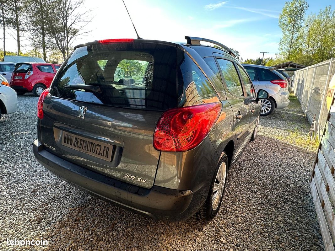 Peugeot 207 SW 1.6 HDi90 Trendy (image 2)