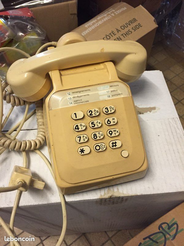 Téléphone vintage (image 1)