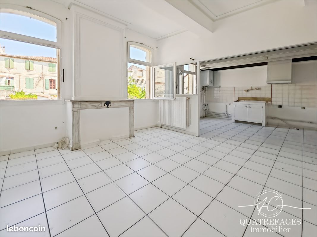 Appartement 3 pièces 79 m² · à Beaucaire · 79 m² · 130 000 €