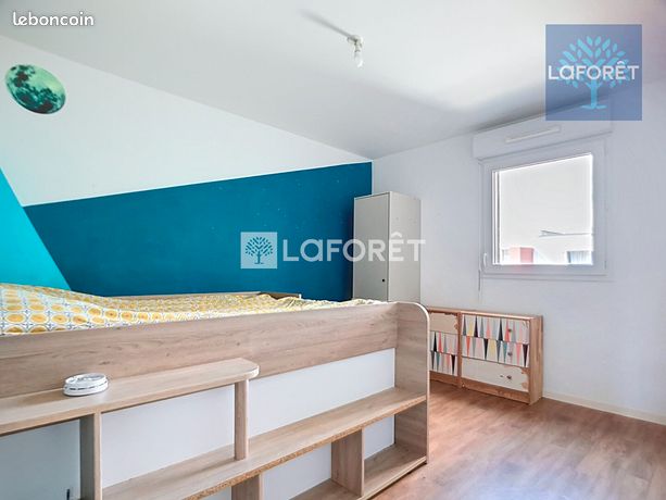 https://img.leboncoin.fr/api/v1/lbcpb1/images/cf/7e/e1/cf7ee11f939a00a10a1d065c598705ec76f21f93.jpg?rule=ad-image