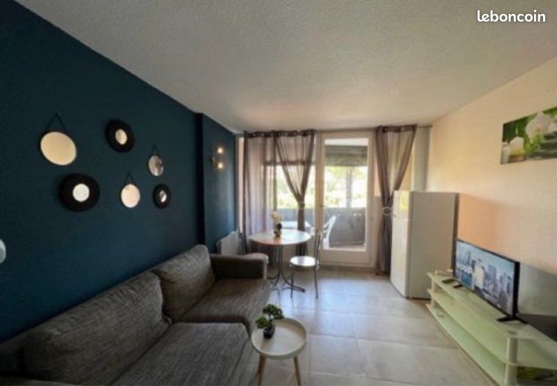 Appartement 1 pièce 26 m² · à Fréjus · 26 m² · 700 €