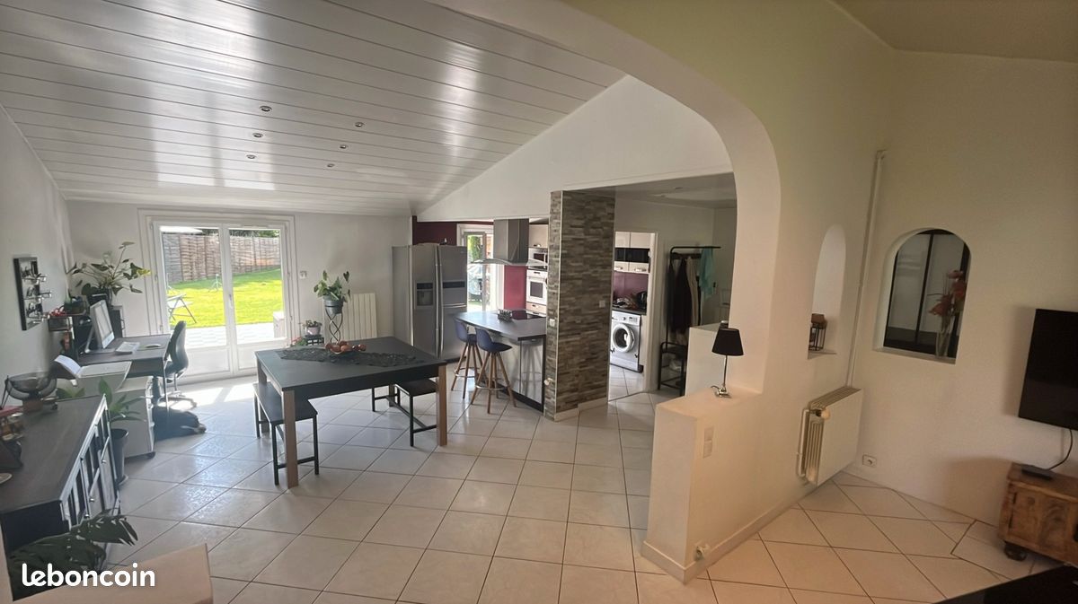 Maison 5 pièces 113 m² · à Lésigny · 113 m² · 459 000 €