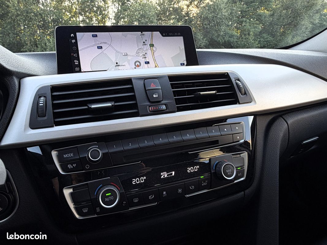 BMW SERIE 3 TOURING F31 LCI2 318d BVA8 PARFAIT ETAT/CUIR/CAMERA/FULL LED/NAVI PRO/HISTO BMW/GARANTIE (image 23)