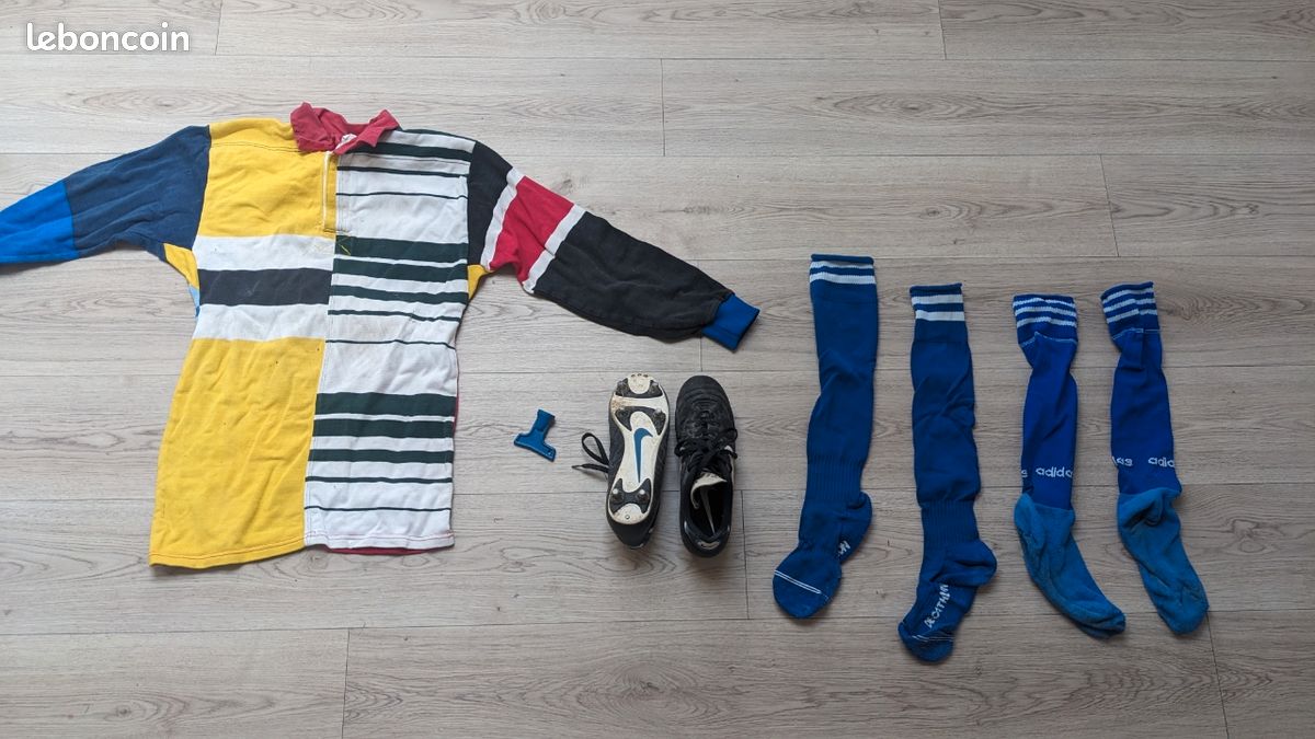 Tenue et chaussures de rugby (image 1)