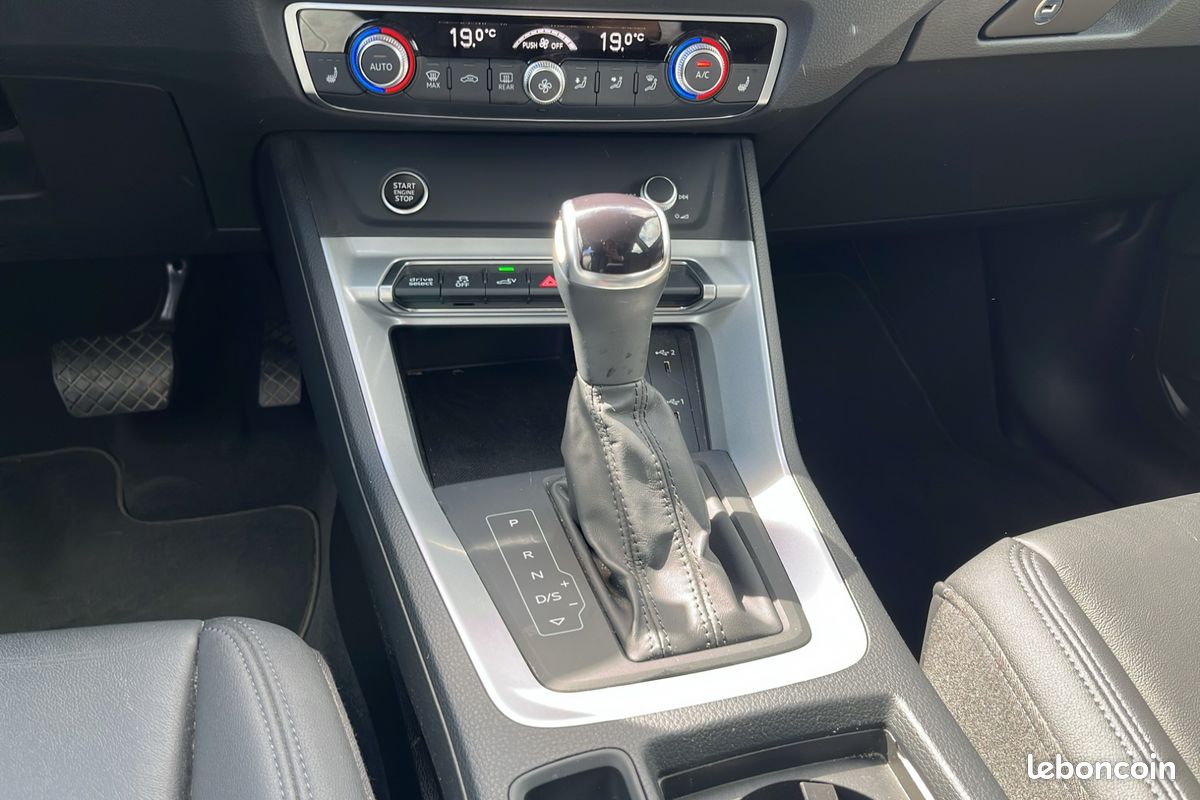 AUDI Q3 Sportback 45 TFSIe 245 ch S tronic 6 S line (image 26)
