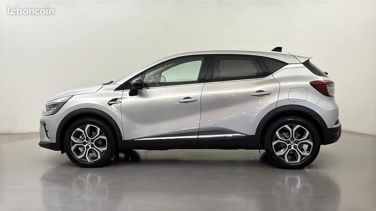 Renault Captur techno E-Tech hybride rechargeable 160 (image 8)