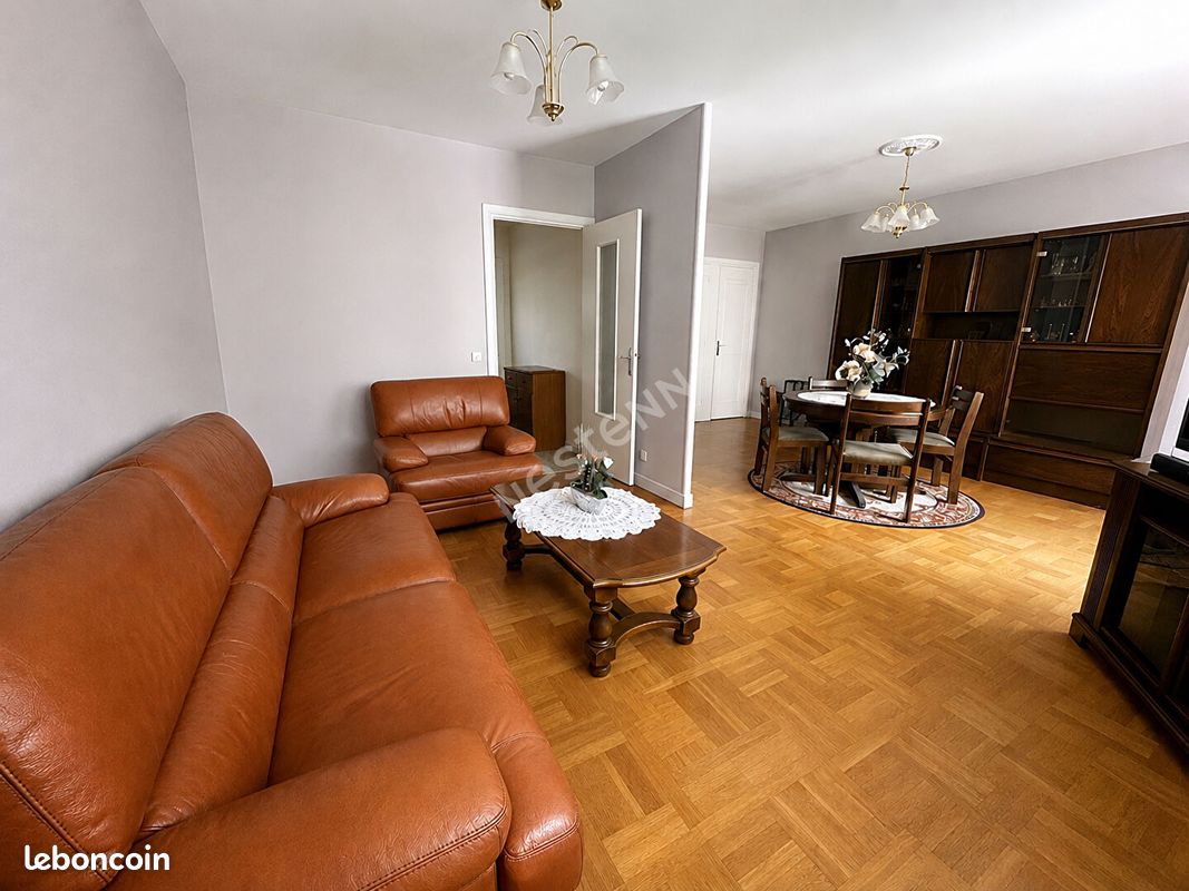 Appartement 5 pièces 105 m² · à Villeurbanne · 105 m² · 350 000 €