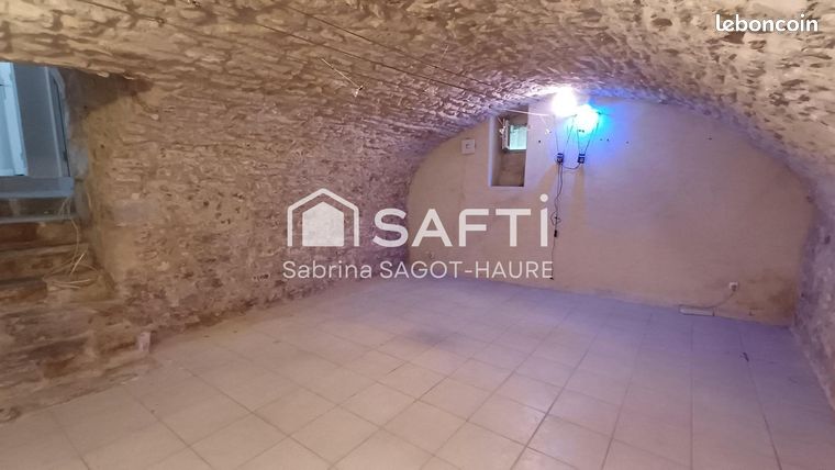 https://img.leboncoin.fr/api/v1/lbcpb1/images/cf/83/cf/cf83cf5516d989c36009b9f38f08ffb5d97374f1.jpg?rule=ad-image