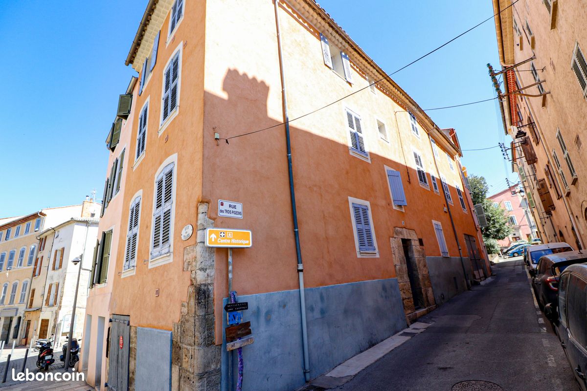 Maison 12 pièces 250 m² · à Draguignan · 250 m² · 420 000 €