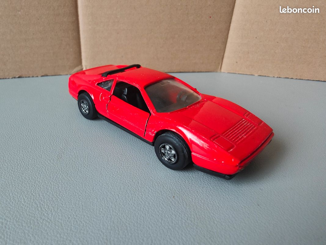 Majorette - Ferrari 328 GTB (image 1)