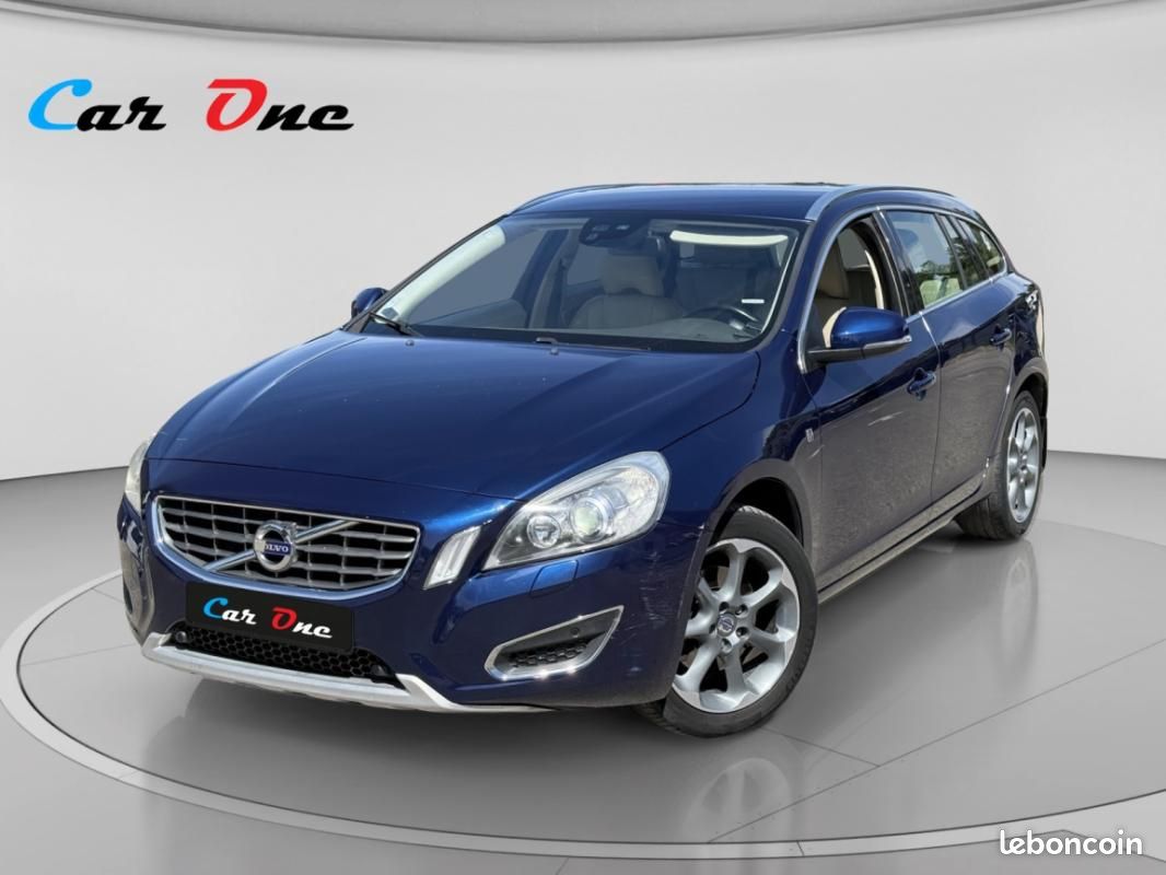 Volvo V60 D4 163 ch StopetStart Ocean Race Edition Geartronic (image 3)