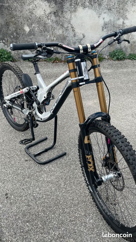 Cadre VTT INTENSE M-1 26 520mm avec suspension arrière Occasion F/S