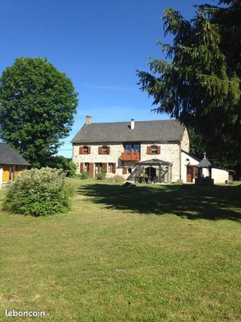Ensemble longèrent et gîtes