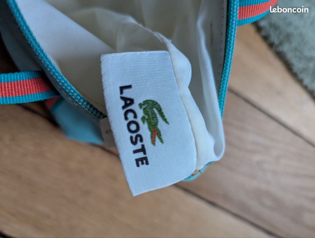 Trousse de toilette Lacoste (image 4)