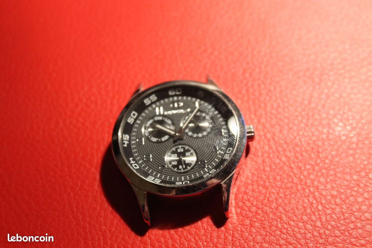 Ancienne montre quartz Incm by Beuchat sans pile à tester diamètre 42 mm (image 1)