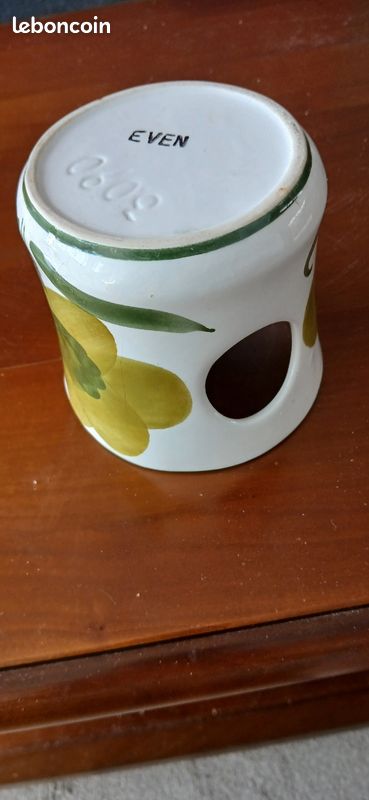 Cache pot (image 3)