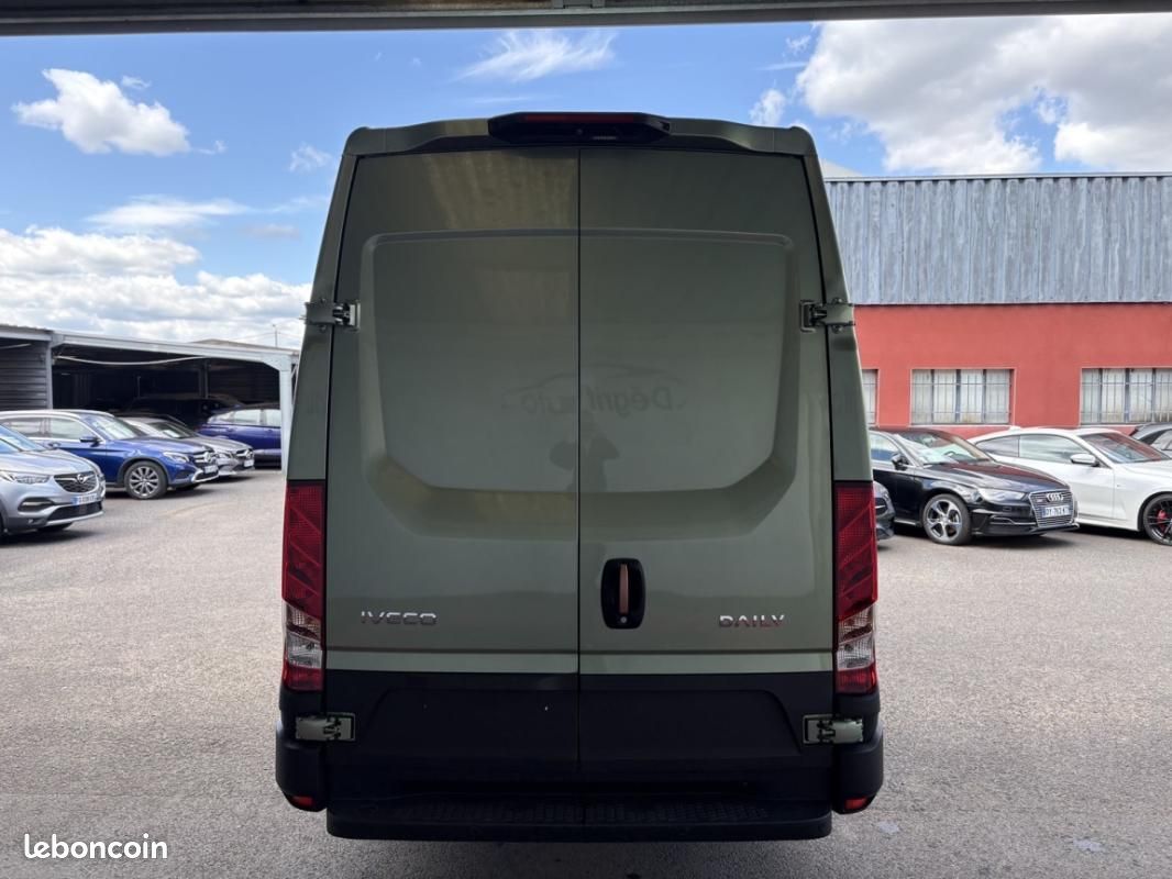 Iveco Daily FOURGON FGN 35 S 16H V11 H2 Q-LEAF HI-MATIC (image 26)
