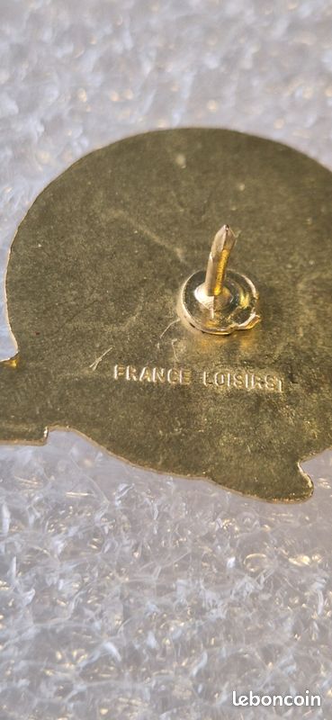 Pin's France Loisirs /planète et satellite (image 2)
