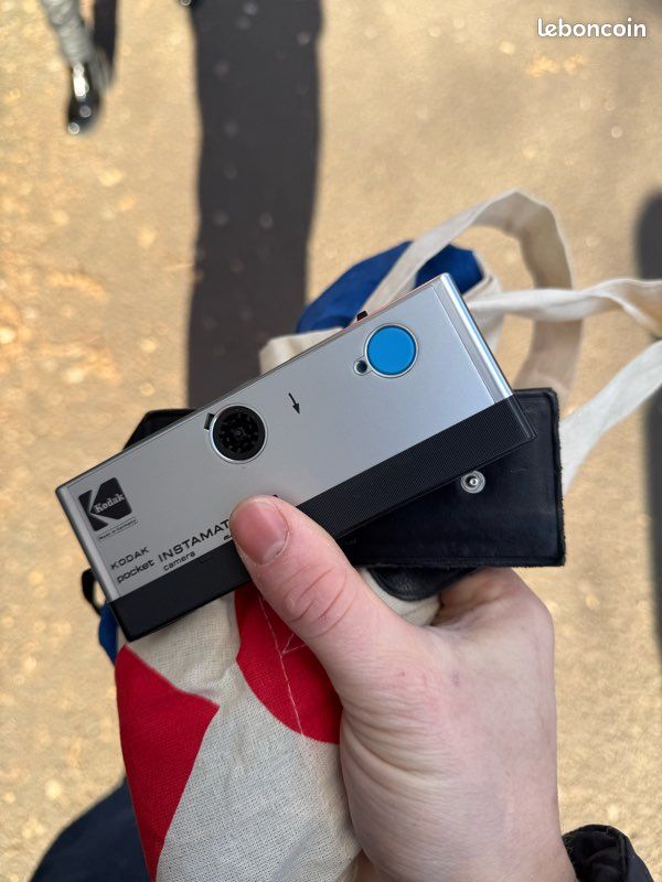 Appareil Photo Vintage Kodak Instamatic X-90 (USA) - Objectif Ektar - Noir Et Argent