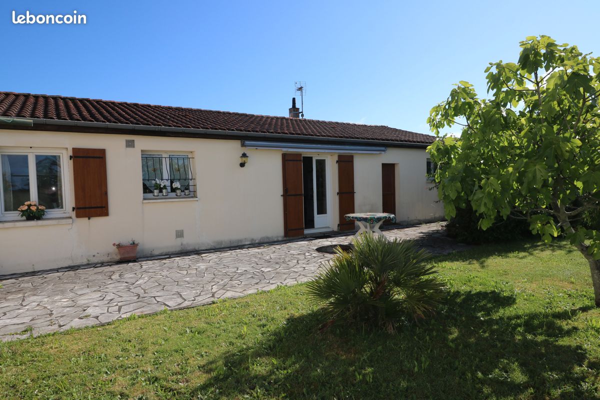 Maison 4 pièces 82 m² · à Saintes · 82 m² · 238 500 €