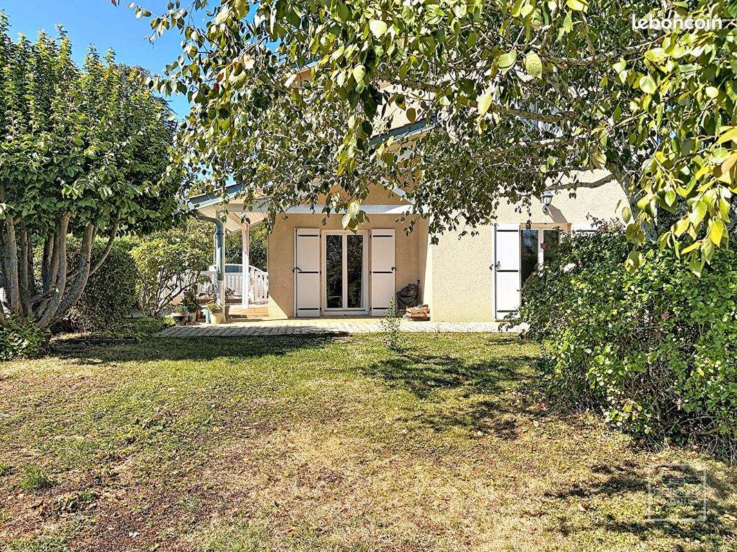 Maison 6 pièces 165 m² · à Saint-Didier-au-Mont-d'Or · 165 m² · 700 000 €