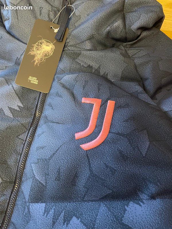 Doudoune Juventus (image 6)