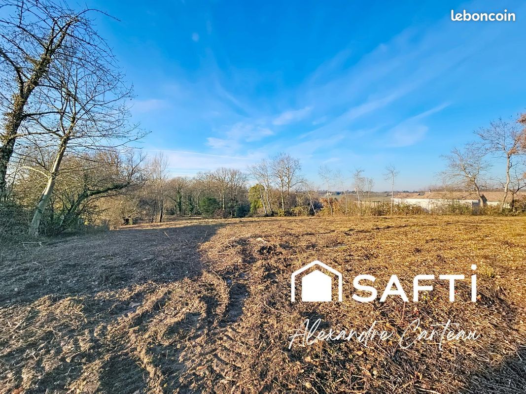 Terrain 800 m² · à Camblanes-Et-Meynac · 800 m² · 189 000 €