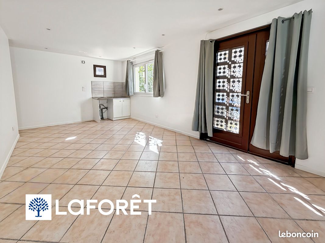 Appartement 1 pièce 25 m² · à Morsang-sur-Orge · 25 m² · 647 €