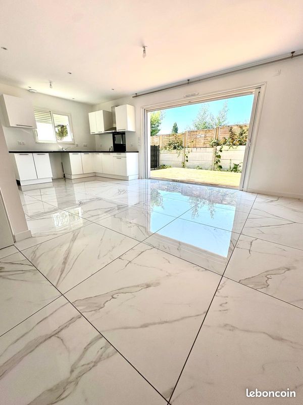 Maison 5 pièces 100 m² · à Canéjan · 100 m² · 1 632 €/mois