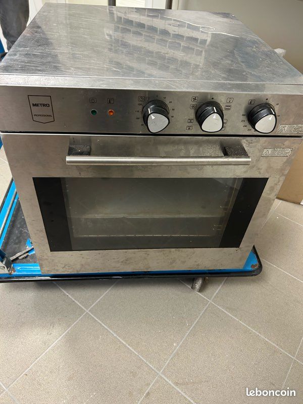METRO Professional four à convection GCO 2001 (image 1)