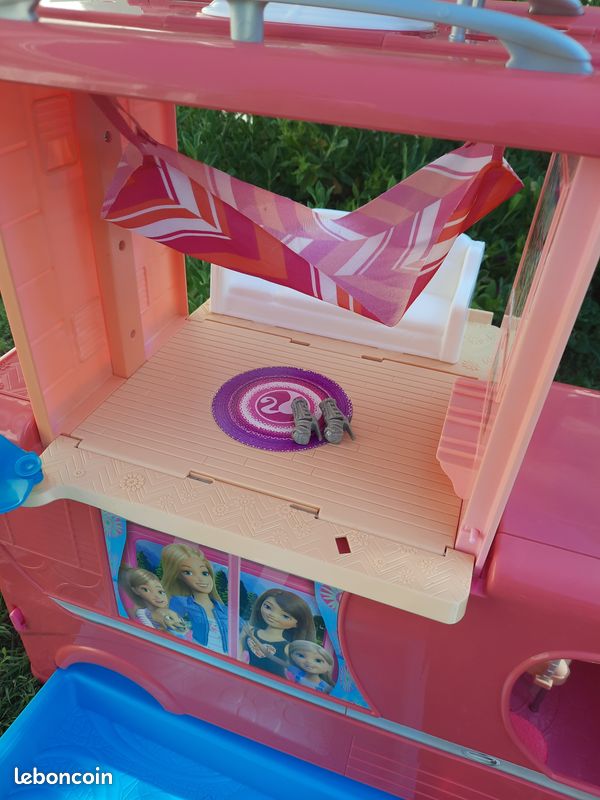 Camping-car Barbie (image 6)