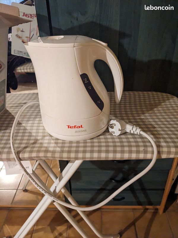 Vends bouilloire Tefal (image 2)