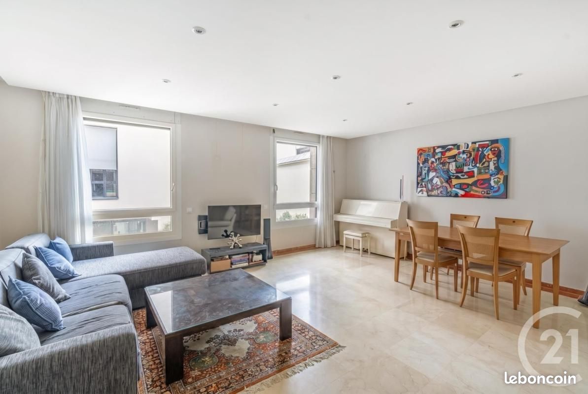 Appartement 3 pièces 74 m² · à Paris · 74 m² · 935 000 €