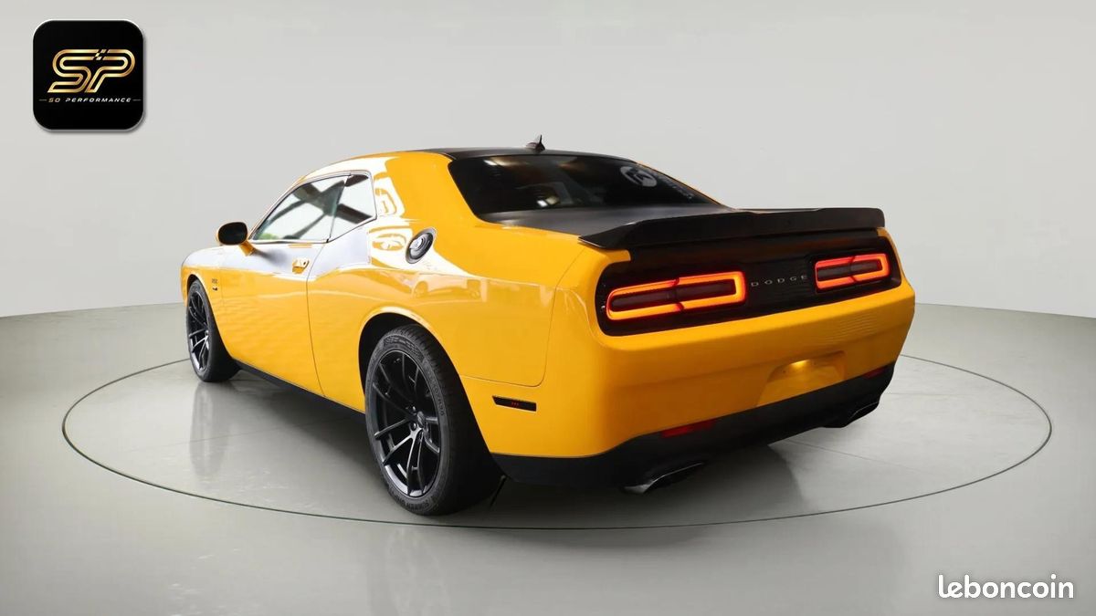 Dodge CHALLENGER SRT 392 Scat Pack * 6.4 HEMI * 491 ch * BVA * Caméra (image 4)