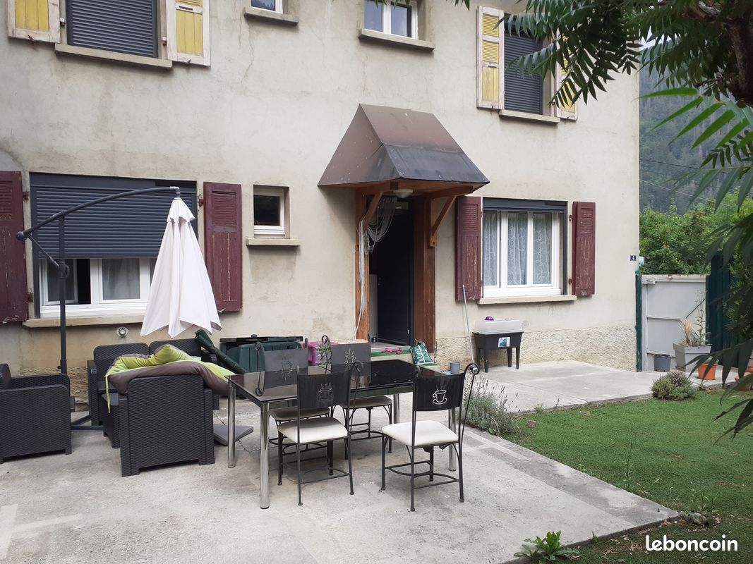 Appartement 3 pièces 55 m² · à Hauts de Bienne · 55 m² · 700 €