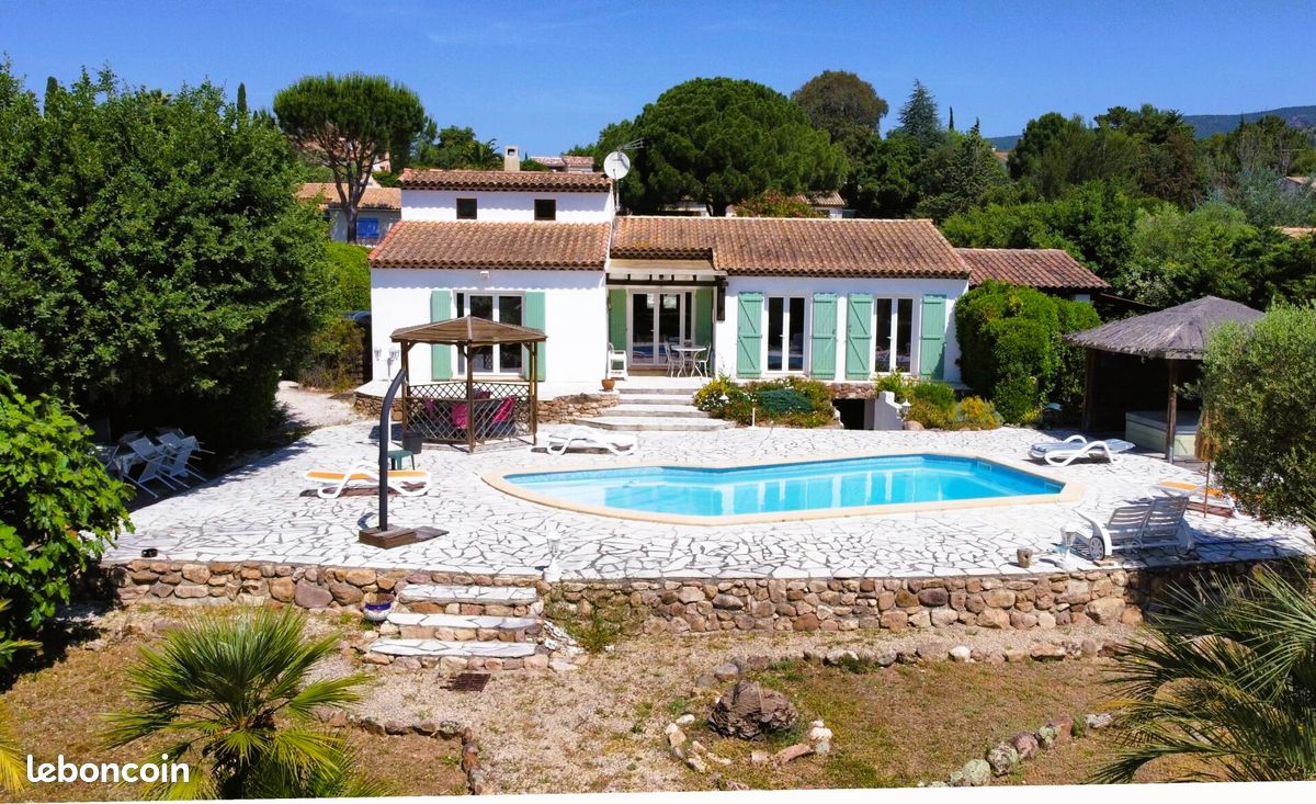 Maison 5 pièces 103 m² · à Roquebrune-sur-Argens · 103 m² · 647 000 €