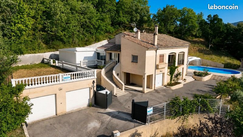 Maison 7 pièces 290 m² · à Champtercier · 290 m² · 499 500 €