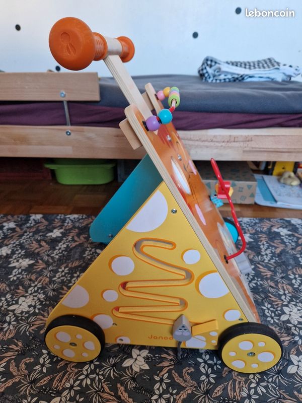 Chariot de marche bois avec freins janod (image 4)