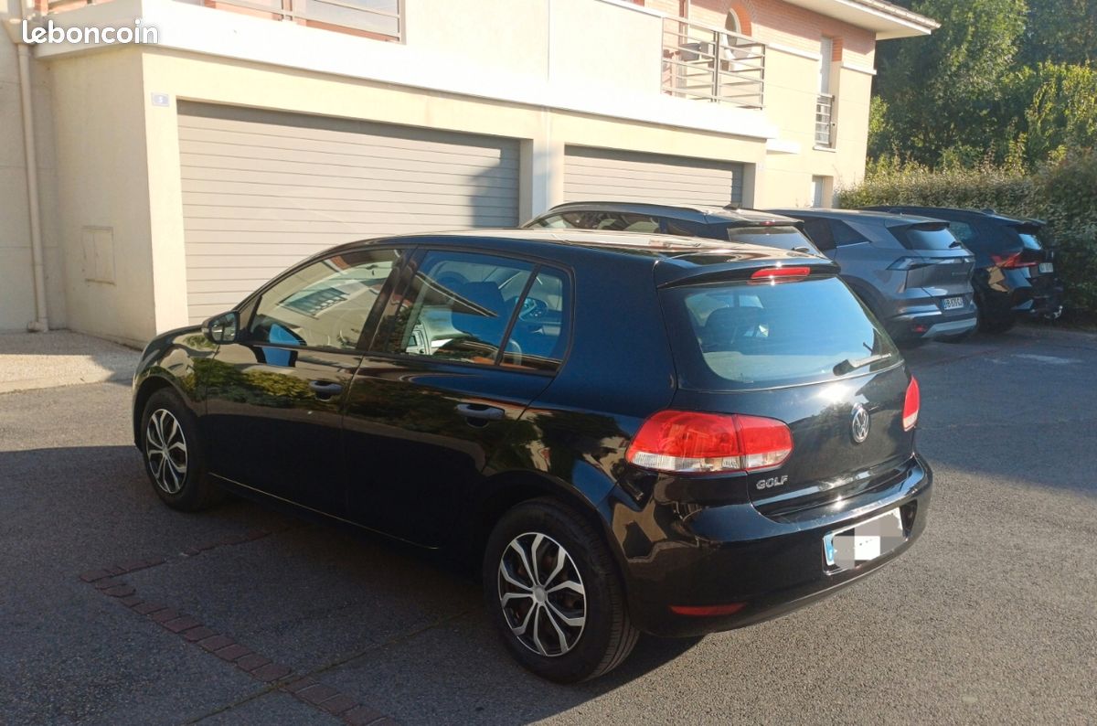Volkswagen golf (image 4)